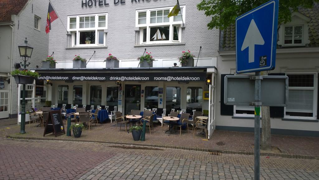 Hotel De Kroon Oirschot Bagian luar foto